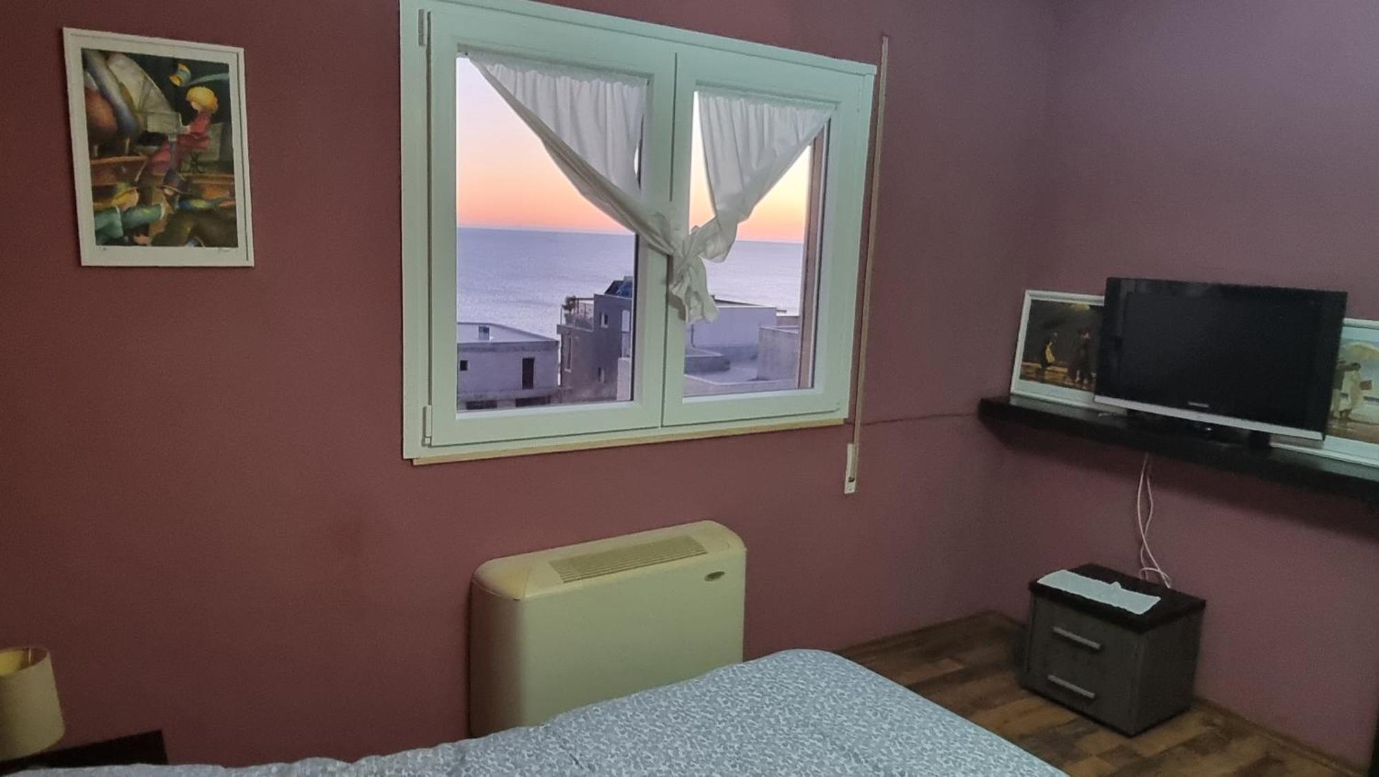 Sunset Seaview Apartment Durrës Buitenkant foto